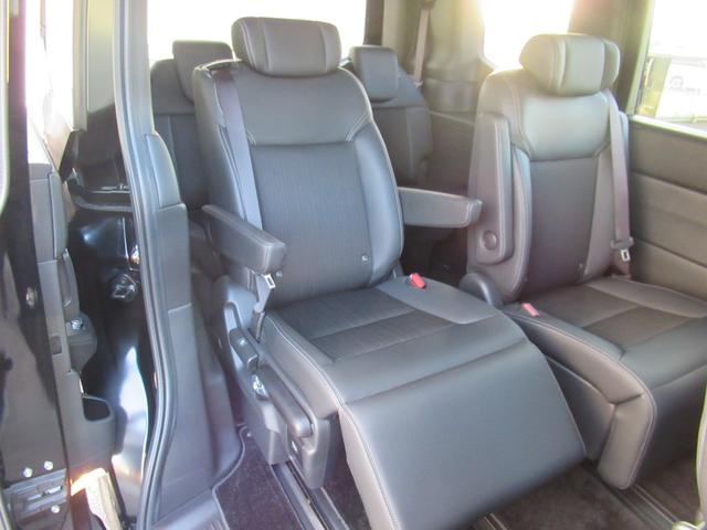 ステップワゴン e:HEVスパーダ 11.4インチHondaCONNECTナビ Bluetooth CD・DVD再生 マルチビューカメラ 両側電動スライド 電動リアゲート シートヒーター 純正アルミホイール LEDヘッドライト(42枚目)