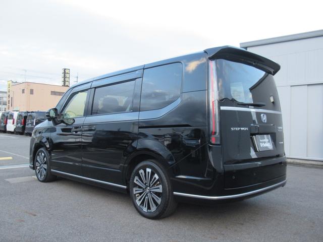 ステップワゴン e:HEVスパーダプレミアムライン 11.4インチHondaCONNECTナビ Bluetooth CD・DVD再生 フルセグTV マルチビューカメラ 両側電動スライド 電動リアゲート シートヒーター 純正アルミホイール(7枚目)
