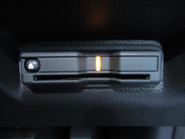 ステップワゴン e:HEVスパーダプレミアムライン 11.4インチHondaCONNECTナビ Bluetooth CD・DVD再生 フルセグTV マルチビューカメラ 両側電動スライド 電動リアゲート シートヒーター 純正アルミホイール(22枚目)