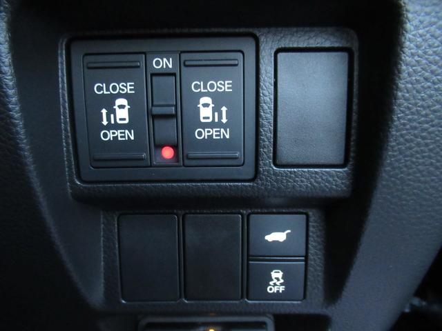 ステップワゴン e:HEVスパーダプレミアムライン 11.4インチHondaCONNECTナビ Bluetooth CD・DVD再生 フルセグTV マルチビューカメラ 両側電動スライド 電動リアゲート シートヒーター 純正アルミホイール(24枚目)