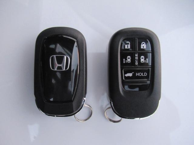 ステップワゴン e:HEVスパーダプレミアムライン 11.4インチHondaCONNECTナビ Bluetooth CD・DVD再生 フルセグTV マルチビューカメラ 両側電動スライド 電動リアゲート シートヒーター 純正アルミホイール(25枚目)