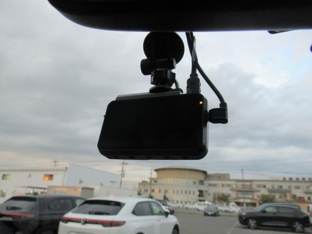 ステップワゴンスパーダ Ｓ　パナソニックナビ　Ｂカメラ　前後ドラレコ　両側電動スライド　ＨＩＤ（20枚目）