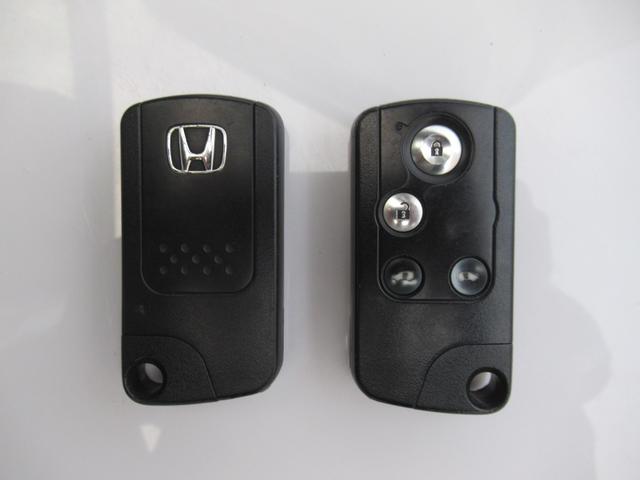 ステップワゴンスパーダ Ｓ　パナソニックナビ　Ｂカメラ　前後ドラレコ　両側電動スライド　ＨＩＤ（24枚目）