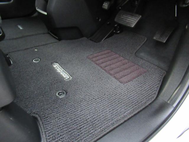 ステップワゴンスパーダ Ｓ　パナソニックナビ　Ｂカメラ　前後ドラレコ　両側電動スライド　ＨＩＤ（33枚目）