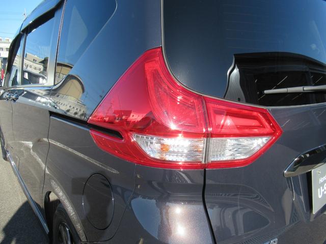 フリードハイブリッド ハイブリッド・Ｇブラックスタイル　ギャザズ９インチナビ　Ｂｌｕｅｔｏｏｔｈ　ＣＤ・ＤＶＤ再生　バックカメラ　前後ドラレコ　両側電動スライド　シートヒーター　後席モニター　モデューロエアロ　純正アルミホイール　ロールサンシェード（14枚目）