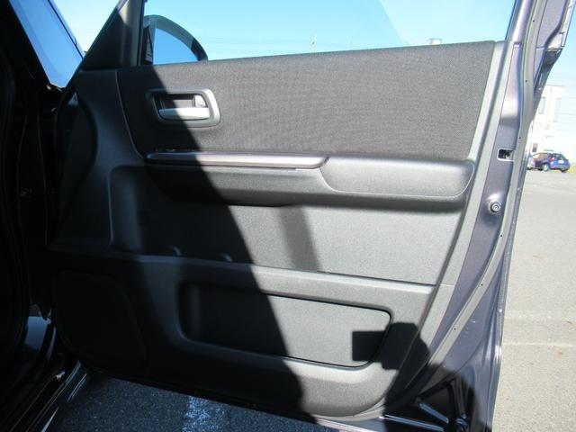 フリードハイブリッド ハイブリッド・Ｇブラックスタイル　ギャザズ９インチナビ　Ｂｌｕｅｔｏｏｔｈ　ＣＤ・ＤＶＤ再生　バックカメラ　前後ドラレコ　両側電動スライド　シートヒーター　後席モニター　モデューロエアロ　純正アルミホイール　ロールサンシェード（34枚目）