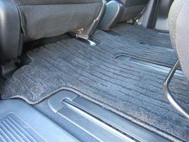 フリードハイブリッド ハイブリッド・Ｇブラックスタイル　ギャザズ９インチナビ　Ｂｌｕｅｔｏｏｔｈ　ＣＤ・ＤＶＤ再生　バックカメラ　前後ドラレコ　両側電動スライド　シートヒーター　後席モニター　モデューロエアロ　純正アルミホイール　ロールサンシェード（53枚目）