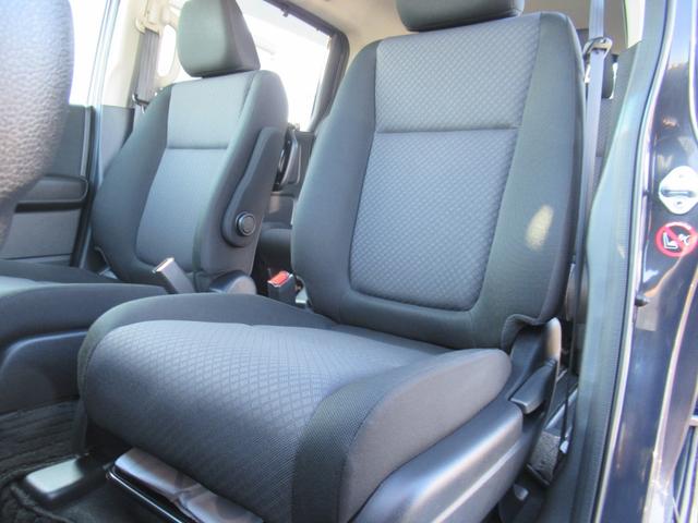 フリードハイブリッド ハイブリッド・Ｇブラックスタイル　ギャザズ９インチナビ　Ｂｌｕｅｔｏｏｔｈ　ＣＤ・ＤＶＤ再生　バックカメラ　前後ドラレコ　両側電動スライド　シートヒーター　後席モニター　モデューロエアロ　純正アルミホイール　ロールサンシェード（60枚目）