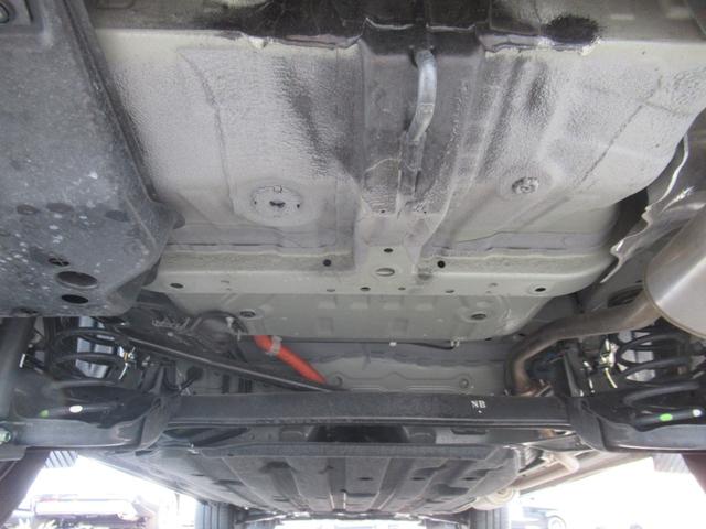 ヴェゼル e:HEVX・HuNTパッケージ ギャザズナビ Bluetooth CD・DVD再生 フルセグTV バックカメラ LEDヘッドライト 純正アルミホイール 弊社デモカー 本革巻きステアリング ホンダセンシング スマートキー(17枚目)