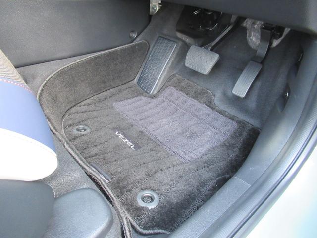 ヴェゼル e:HEVX・HuNTパッケージ ギャザズナビ Bluetooth CD・DVD再生 フルセグTV バックカメラ LEDヘッドライト 純正アルミホイール 弊社デモカー 本革巻きステアリング ホンダセンシング スマートキー(32枚目)