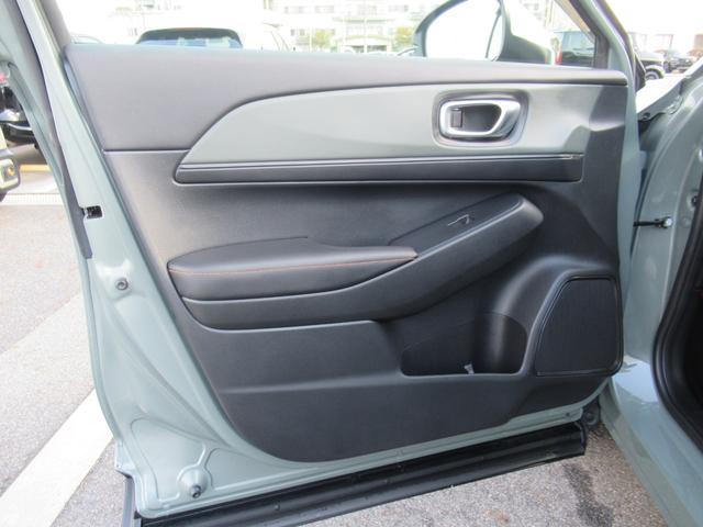 ヴェゼル e:HEVX・HuNTパッケージ ギャザズナビ Bluetooth CD・DVD再生 フルセグTV バックカメラ LEDヘッドライト 純正アルミホイール 弊社デモカー 本革巻きステアリング ホンダセンシング スマートキー(51枚目)