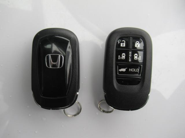 ステップワゴン e:HEVスパーダ 11.4インチHondaCONNECTナビ Bluetooth CD・DVD再生 フルセグTV バックカメラ 3カメラドラレコ 両側電動スライド 電動リアゲート シートヒーター 純正アルミホイール(23枚目)