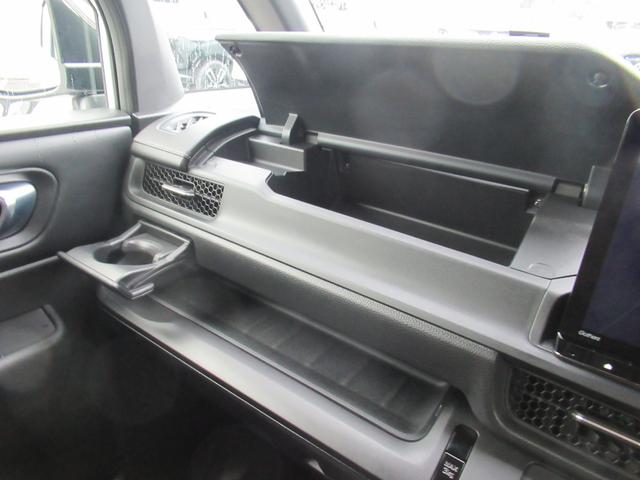 ステップワゴン e:HEVスパーダ 11.4インチHondaCONNECTナビ Bluetooth CD・DVD再生 フルセグTV バックカメラ 3カメラドラレコ 両側電動スライド 電動リアゲート シートヒーター 純正アルミホイール(26枚目)