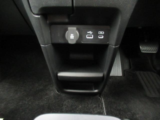 ステップワゴン e:HEVスパーダ 11.4インチHondaCONNECTナビ Bluetooth CD・DVD再生 フルセグTV バックカメラ 3カメラドラレコ 両側電動スライド 電動リアゲート シートヒーター 純正アルミホイール(29枚目)