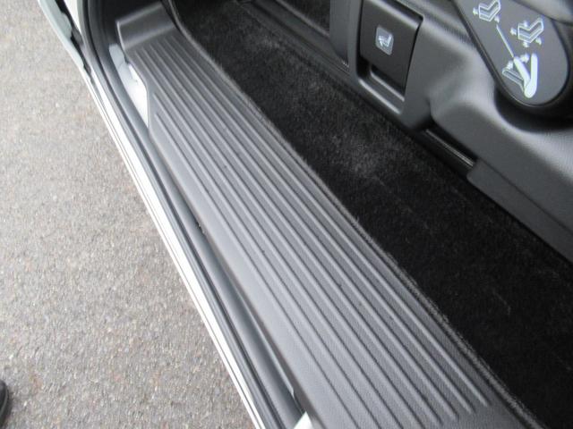 ステップワゴン e:HEVスパーダ 11.4インチHondaCONNECTナビ Bluetooth CD・DVD再生 フルセグTV バックカメラ 3カメラドラレコ 両側電動スライド 電動リアゲート シートヒーター 純正アルミホイール(53枚目)