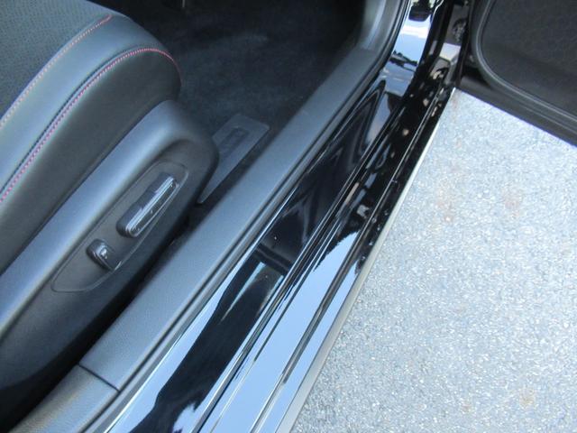 シビック RS Google搭載HondaCONNECTディスプレー Bカメラ 電動シート シートヒーター 6MT(28枚目)
