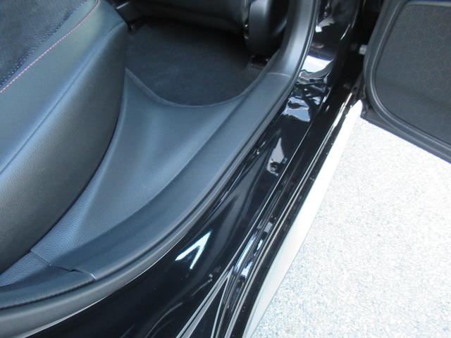 シビック RS Google搭載HondaCONNECTディスプレー Bカメラ 電動シート シートヒーター 6MT(32枚目)