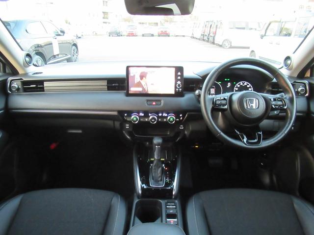 ヴェゼル e:HEVZ HondaCONNECTディスプレー Bluetooth フルセグTV マルチビューカメラ プレミアムオーディオ 電動リアゲート シートヒーター 弊社デモカー LEDヘッドライト ワイヤレス充電器(4枚目)
