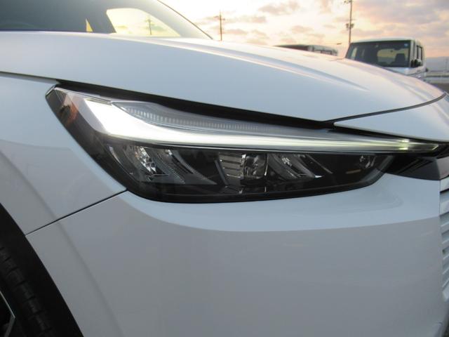 ヴェゼル e:HEVZ HondaCONNECTディスプレー Bluetooth フルセグTV マルチビューカメラ プレミアムオーディオ 電動リアゲート シートヒーター 弊社デモカー LEDヘッドライト ワイヤレス充電器(11枚目)