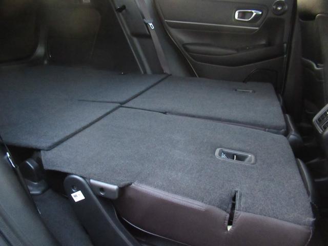 ヴェゼル e:HEVZ HondaCONNECTディスプレー Bluetooth フルセグTV マルチビューカメラ プレミアムオーディオ 電動リアゲート シートヒーター 弊社デモカー LEDヘッドライト ワイヤレス充電器(40枚目)
