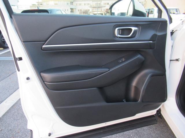 ヴェゼル e:HEVZ HondaCONNECTディスプレー Bluetooth フルセグTV マルチビューカメラ プレミアムオーディオ 電動リアゲート シートヒーター 弊社デモカー LEDヘッドライト ワイヤレス充電器(50枚目)