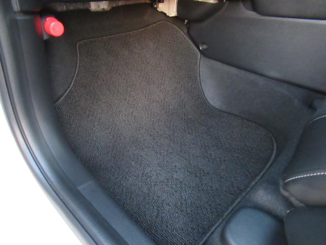 ヴェゼル e:HEVZ HondaCONNECTディスプレー Bluetooth フルセグTV マルチビューカメラ プレミアムオーディオ 電動リアゲート シートヒーター 弊社デモカー LEDヘッドライト ワイヤレス充電器(52枚目)