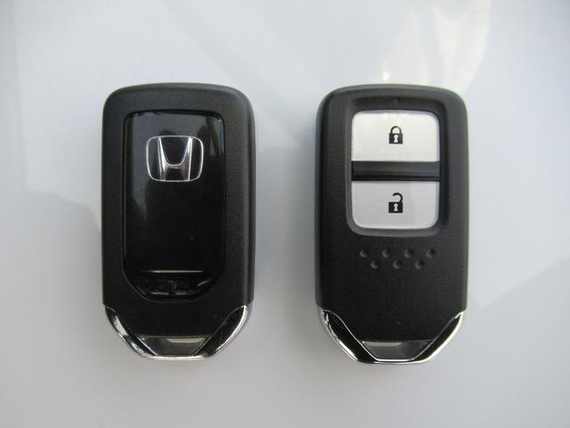 CR-Z αマスターレーベル 純正ナビ Bluetooth CD・DVD再生 フルセグTV バックカメラ あんしんパッケージ LEDヘッドライト 純正アルミホイール 2トーンカラー プレミアムペダル 禁煙車 スマートキー(21枚目)