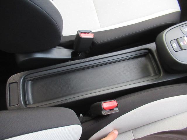 フィット ベーシック CD ホンダセンシング(25枚目)