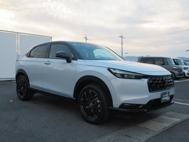 ヴェゼル e:HEVZ・PLaYパッケージ HondaCONNECTディスプレー Bluetooth フルセグTV バックカメラ 前後ドラレコ 電動リアゲート シートヒーター 2トーンカラー LEDヘッドライト 純正アルミホイール(9枚目)