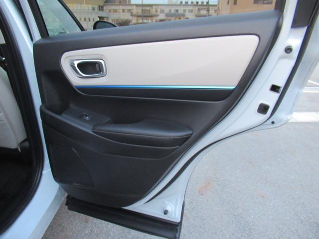 ヴェゼル e:HEVZ・PLaYパッケージ HondaCONNECTディスプレー Bluetooth フルセグTV バックカメラ 前後ドラレコ 電動リアゲート シートヒーター 2トーンカラー LEDヘッドライト 純正アルミホイール(35枚目)