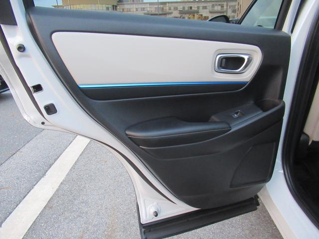 ヴェゼル e:HEVZ・PLaYパッケージ HondaCONNECTディスプレー Bluetooth フルセグTV バックカメラ 前後ドラレコ 電動リアゲート シートヒーター 2トーンカラー LEDヘッドライト 純正アルミホイール(45枚目)