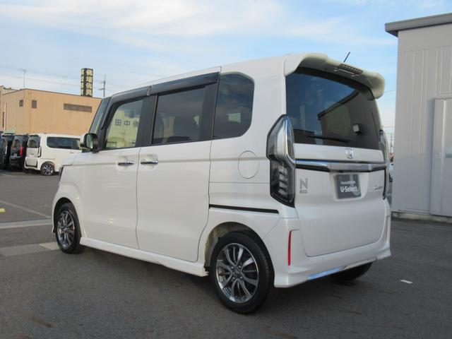 N-BOXカスタム L ギャザズディスプレイオーディオ Bluetooth CD・DVD再生 ワンセグTV バックカメラ 前後ドラレコ シートヒーター 電子制御パーキングブレーキ 左側電動スライド 純正アルミホイール(7枚目)