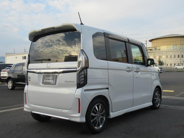 N-BOXカスタム L ギャザズディスプレイオーディオ Bluetooth CD・DVD再生 ワンセグTV バックカメラ 前後ドラレコ シートヒーター 電子制御パーキングブレーキ 左側電動スライド 純正アルミホイール(9枚目)
