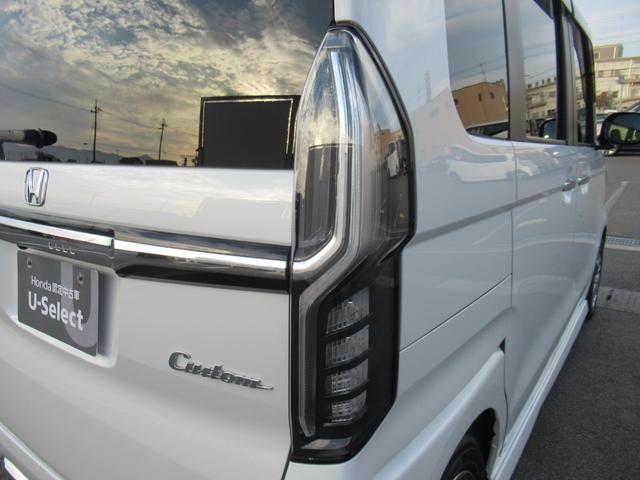 N-BOXカスタム L ギャザズディスプレイオーディオ Bluetooth CD・DVD再生 ワンセグTV バックカメラ 前後ドラレコ シートヒーター 電子制御パーキングブレーキ 左側電動スライド 純正アルミホイール(14枚目)