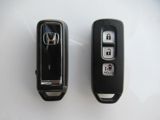 N-BOXカスタム L ギャザズディスプレイオーディオ Bluetooth CD・DVD再生 ワンセグTV バックカメラ 前後ドラレコ シートヒーター 電子制御パーキングブレーキ 左側電動スライド 純正アルミホイール(28枚目)