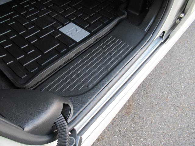 N-BOXカスタム L ギャザズディスプレイオーディオ Bluetooth CD・DVD再生 ワンセグTV バックカメラ 前後ドラレコ シートヒーター 電子制御パーキングブレーキ 左側電動スライド 純正アルミホイール(42枚目)