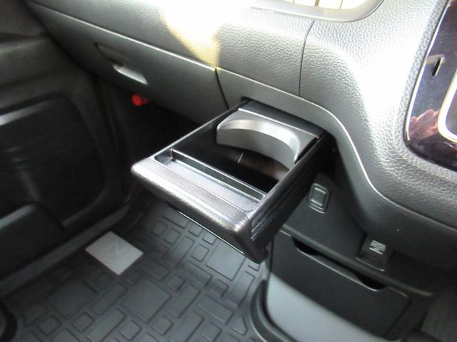 N-BOXカスタム Lターボ ギャザズナビ Bluetooth CD・DVD再生 フルセグTV バックカメラ 前後ドラレコ アドバンスドルームミラー 両側電動スライド シートヒーター 純正アルミホイール シートバックテーブル(32枚目)