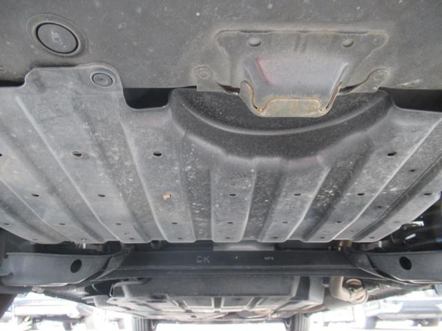 フリード+ クロスター・ホンダセンシング ギャザズナビ Bluetooth CD・DVD再生 フルセグTV バックカメラ 前後ドラレコ 後席モニター 両側電動スライド シートヒーター 純正アルミホイール オートリトラミラー LEDヘッドライト(17枚目)