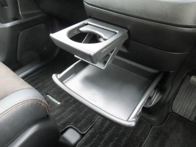 フリード+ クロスター・ホンダセンシング ギャザズナビ Bluetooth CD・DVD再生 フルセグTV バックカメラ 前後ドラレコ 後席モニター 両側電動スライド シートヒーター 純正アルミホイール オートリトラミラー LEDヘッドライト(29枚目)