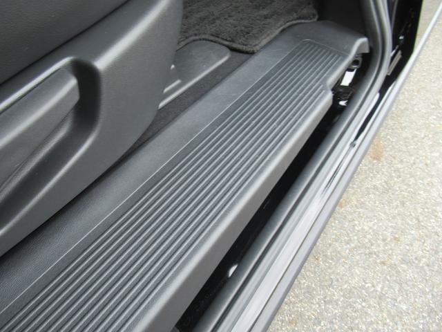 フリード+ クロスター・ホンダセンシング ギャザズナビ Bluetooth CD・DVD再生 フルセグTV バックカメラ 前後ドラレコ 後席モニター 両側電動スライド シートヒーター 純正アルミホイール オートリトラミラー LEDヘッドライト(37枚目)