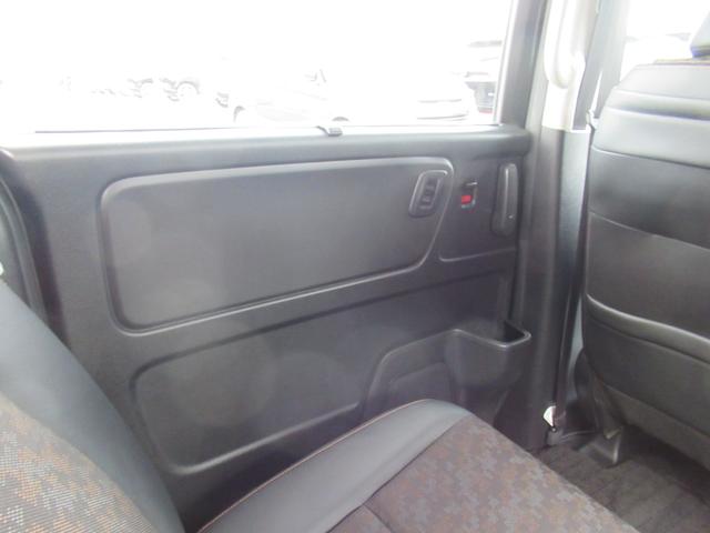 フリード+ クロスター・ホンダセンシング ギャザズナビ Bluetooth CD・DVD再生 フルセグTV バックカメラ 前後ドラレコ 後席モニター 両側電動スライド シートヒーター 純正アルミホイール オートリトラミラー LEDヘッドライト(48枚目)