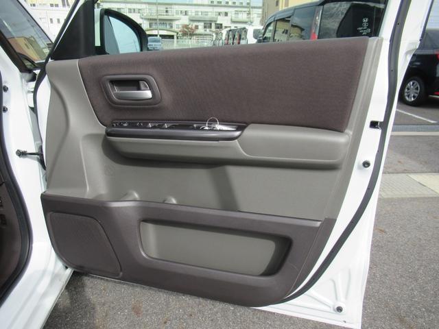 フリード G・ホンダセンシング ギャザズナビ Bluetooth CD・DVD再生 フルセグTV バックカメラ 両側電動スライド LEDヘッドライト 純正ホイール アクティブコーナリングライト ヒーテッドドアミラー(30枚目)