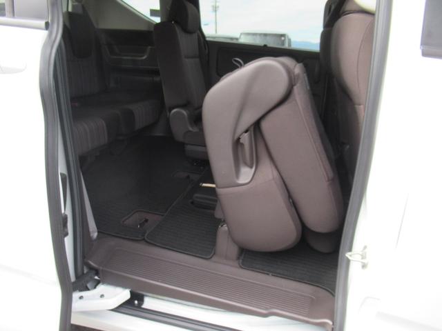 フリード G・ホンダセンシング ギャザズナビ Bluetooth CD・DVD再生 フルセグTV バックカメラ 両側電動スライド LEDヘッドライト 純正ホイール アクティブコーナリングライト ヒーテッドドアミラー(38枚目)