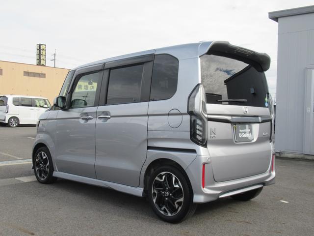 N-BOXカスタム G・Lターボホンダセンシング ギャザズナビ Bluetooth CD・DVD再生 フルセグTV バックカメラ 前後ドラレコ 両側電動スライド 後席モニター 後席ウィンドウフィルム LEDヘッドライト 純正アルミホイール(7枚目)