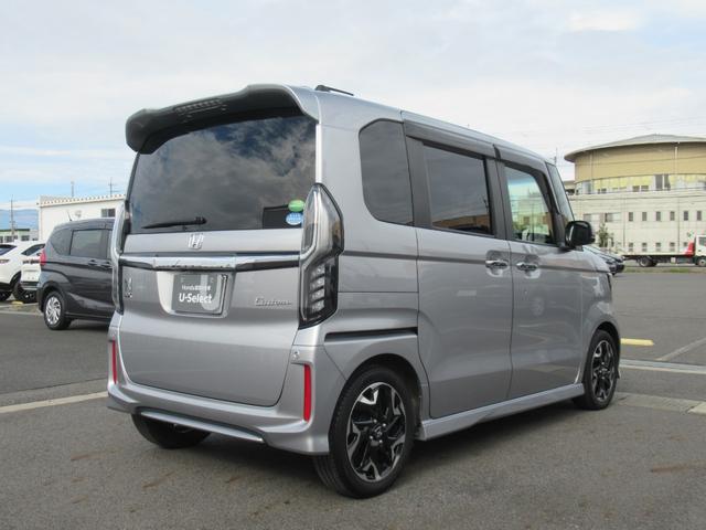 N-BOXカスタム G・Lターボホンダセンシング ギャザズナビ Bluetooth CD・DVD再生 フルセグTV バックカメラ 前後ドラレコ 両側電動スライド 後席モニター 後席ウィンドウフィルム LEDヘッドライト 純正アルミホイール(9枚目)