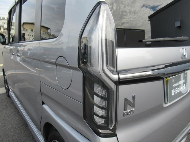 N-BOXカスタム G・Lターボホンダセンシング ギャザズナビ Bluetooth CD・DVD再生 フルセグTV バックカメラ 前後ドラレコ 両側電動スライド 後席モニター 後席ウィンドウフィルム LEDヘッドライト 純正アルミホイール(13枚目)