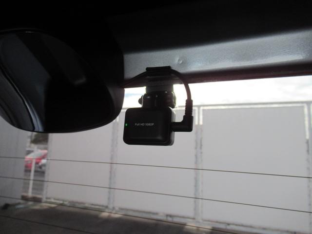 N-BOXカスタム G・Lターボホンダセンシング ギャザズナビ Bluetooth CD・DVD再生 フルセグTV バックカメラ 前後ドラレコ 両側電動スライド 後席モニター 後席ウィンドウフィルム LEDヘッドライト 純正アルミホイール(21枚目)