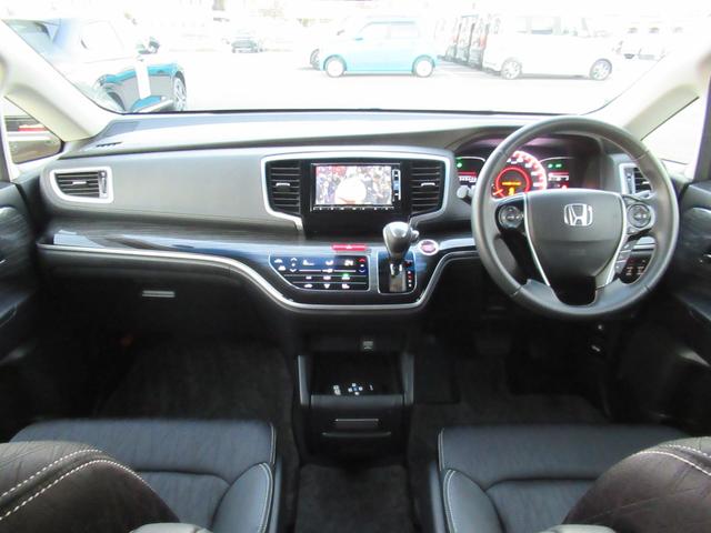 オデッセイ アブソルート ギャザズナビ Bカメラ 後席モニター 両側電動スライド(4枚目)