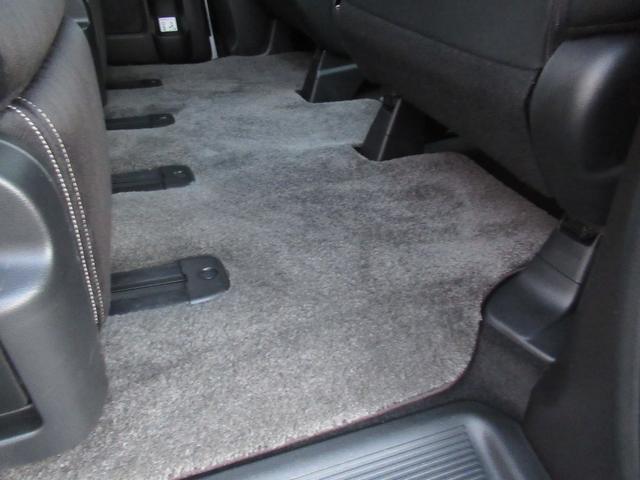 オデッセイ アブソルート ギャザズナビ Bカメラ 後席モニター 両側電動スライド(35枚目)