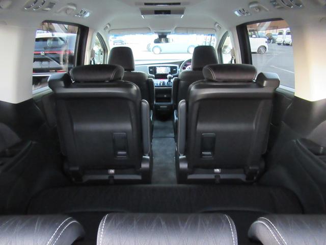 オデッセイ アブソルート ギャザズナビ Bカメラ 後席モニター 両側電動スライド(43枚目)